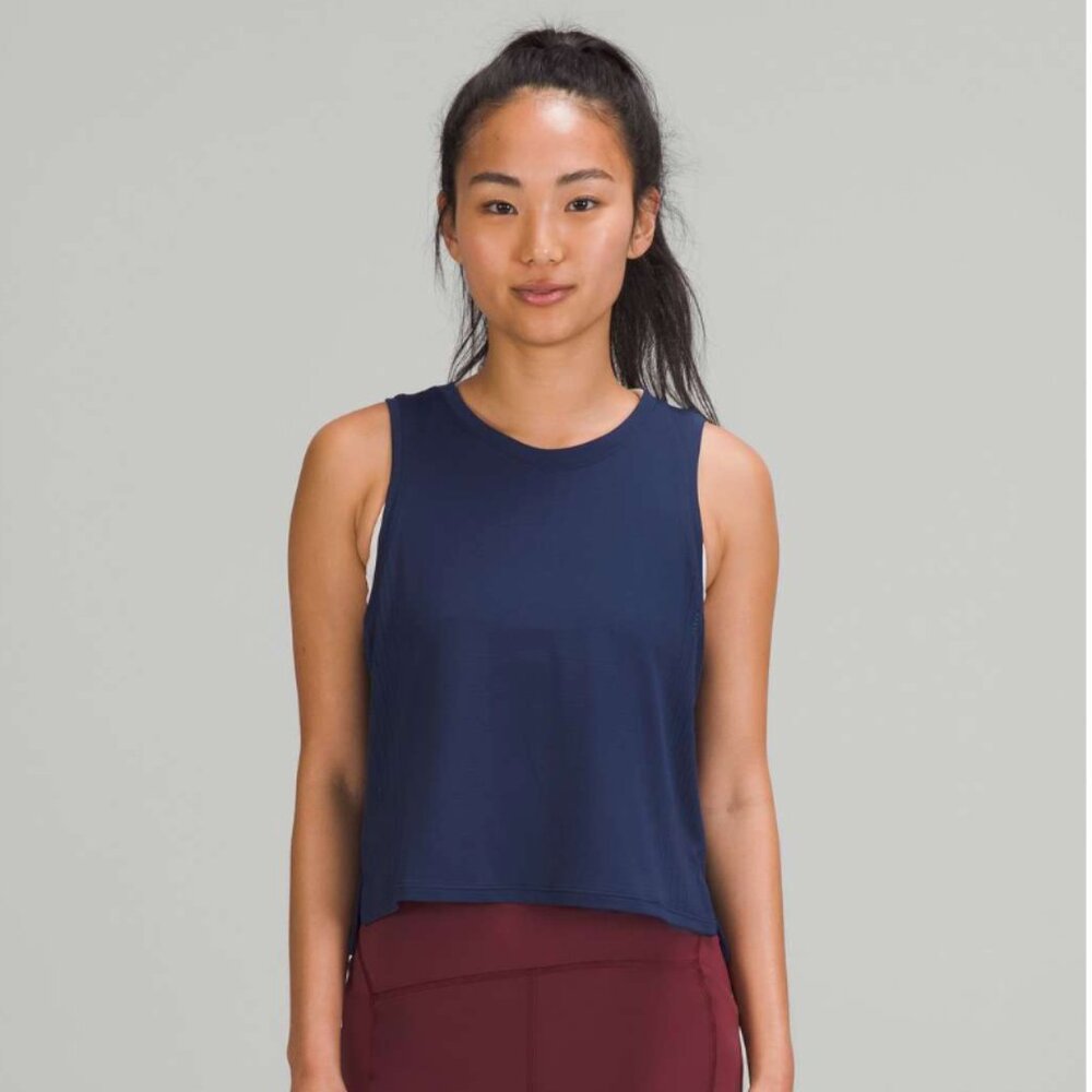 Lululemon Train to Be Tank Top in Night Sea size 2